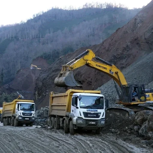 İnşaat Projelerinde Doğru Ekskavatör Ve Kepçe Kiralama Rehberi